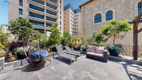 Garden, Garden view