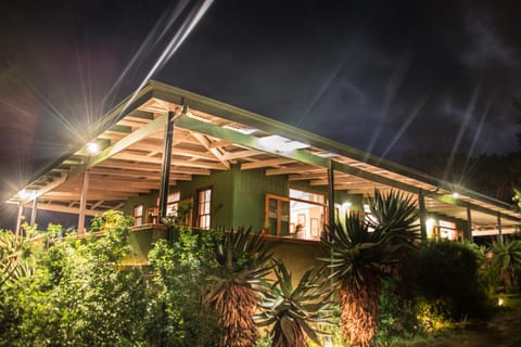 Property building, Patio, Facade/entrance, Night, Garden, View (from property/room), Balcony/Terrace