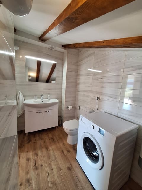 Apartments Šišević - Comfort Apartments with Balconies and Sea View Apartment in Dubrovnik-Neretva County