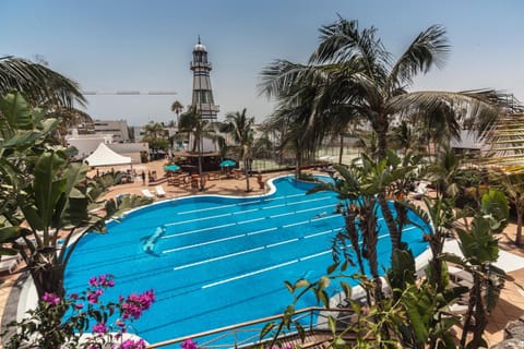 Fitness centre/facilities, Pool view, Swimming pool
