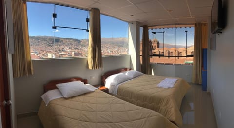 Photo of the whole room, City view