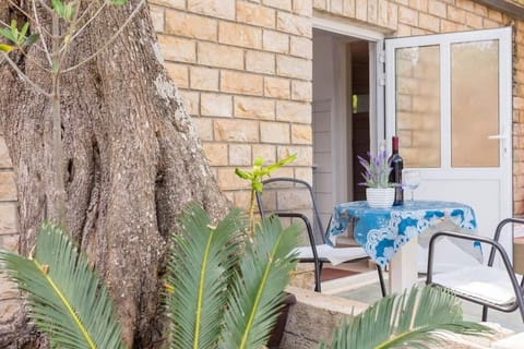 Apartment Sea Dream Bed and Breakfast in Dubrovnik-Neretva County