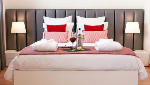 Bed, Decorative detail, Bedroom, City view, Alcoholic drinks