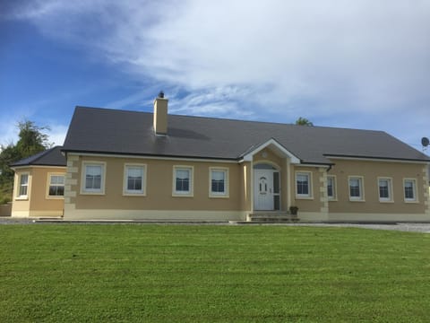 Facade/entrance, On site