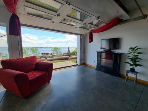 View (from property/room), Balcony/Terrace, Seating area