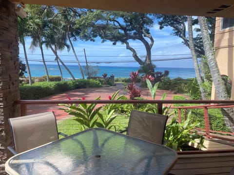 View (from property/room), Balcony/Terrace, Sea view