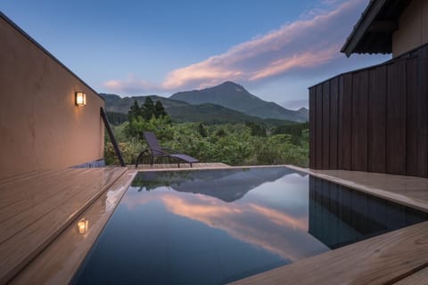 Hot Spring Bath, Open Air Bath