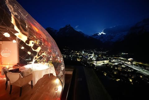 Restaurant/places to eat, Night, View (from property/room), Mountain view