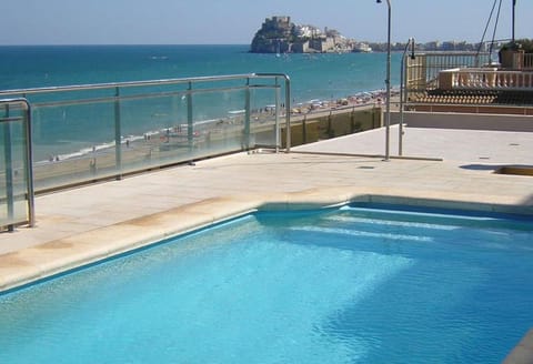 Landmark view, Sea view, Swimming pool, Swimming pool