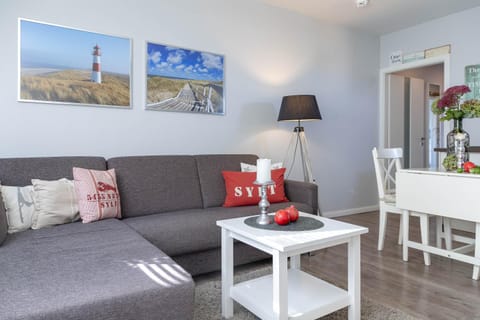 Th_ H_Str_3 App_ 30 Kaisers Home Apartment in Westerland