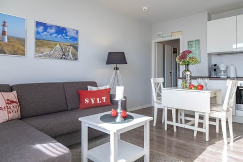 Th_ H_Str_3 App_ 30 Kaisers Home Apartment in Westerland