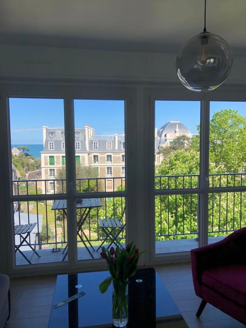 Studio tout confort apercu mer Apartment in Dinard
