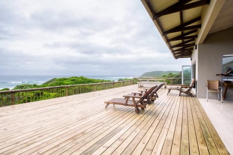 Property building, Balcony/Terrace