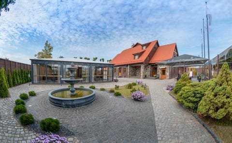 Property building, Patio