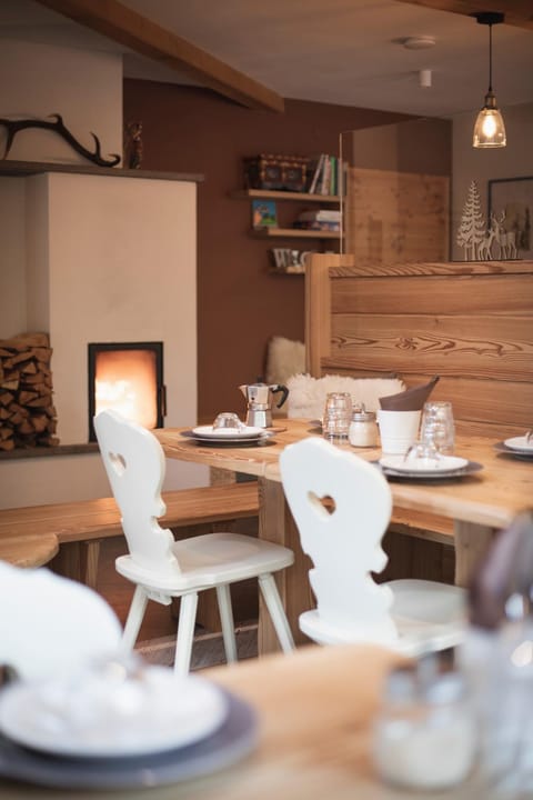 Dining area, Breakfast