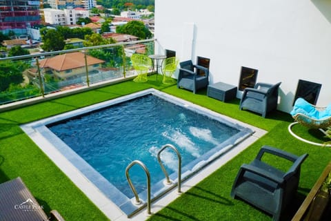 City view, Swimming pool