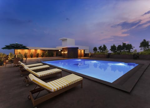 Pool view, Swimming pool