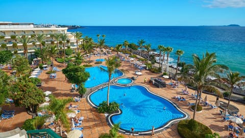 Bird's eye view, Swimming pool
