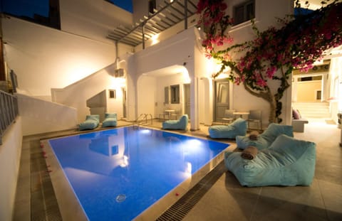 Night, Swimming pool