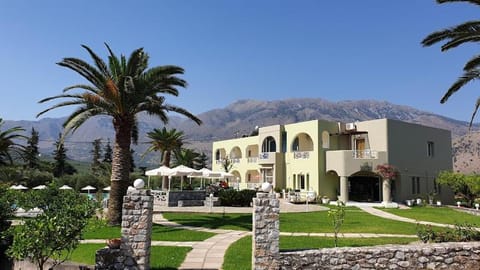 Property building, Garden