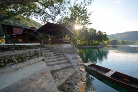 Patio, Summer, BBQ facilities, Fishing, Garden, Balcony/Terrace, Kitchen or kitchenette, Seating area, Dining area, Canoeing, Hiking, Diving, River view, Area and facilities, Sunset