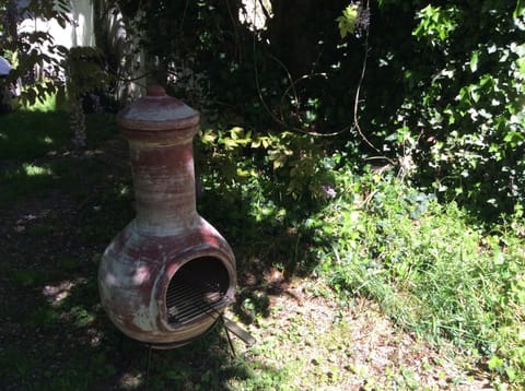Les vaulx House in Centre-Val de Loire