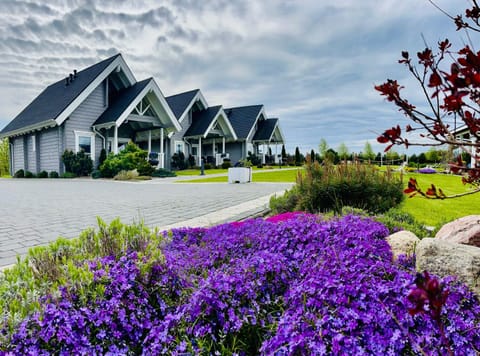 Property building, Natural landscape, Garden, Garden view