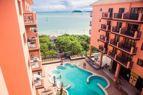 Day, View (from property/room), Sea view, Swimming pool