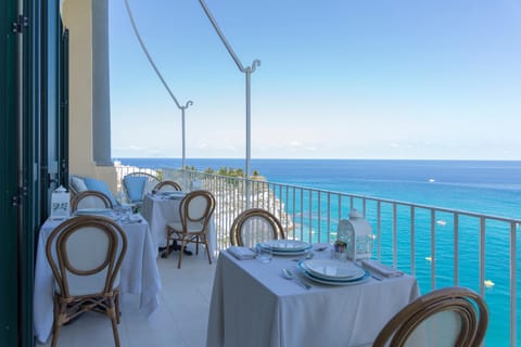 Balcony/Terrace, Sea view, Breakfast