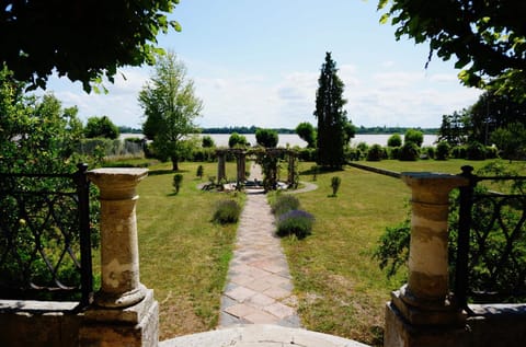 Facade/entrance, Garden view, River view