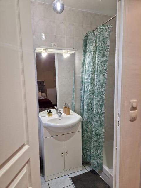 Au 23! Apartment in Île-de-France