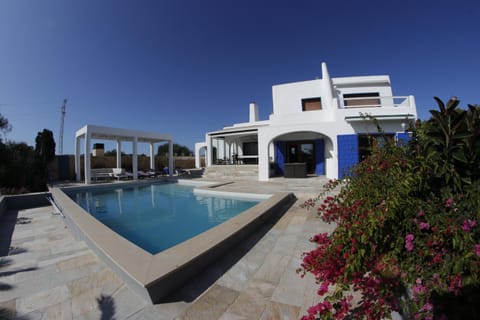 Property building, Facade/entrance, Swimming pool