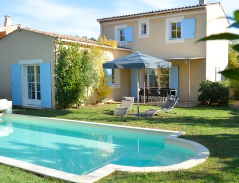 Patio, Garden, Swimming pool, Swimming pool
