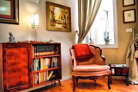 Communal lounge/ TV room, Library, Decorative detail