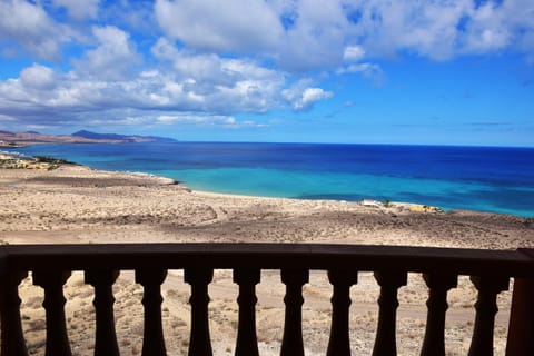 Natural landscape, View (from property/room), Balcony/Terrace, Beach, Sea view