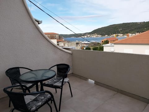 View (from property/room), Balcony/Terrace, Sea view