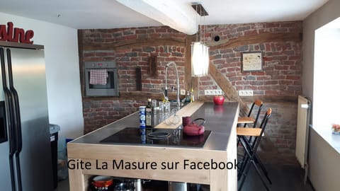 Kitchen or kitchenette, Communal kitchen