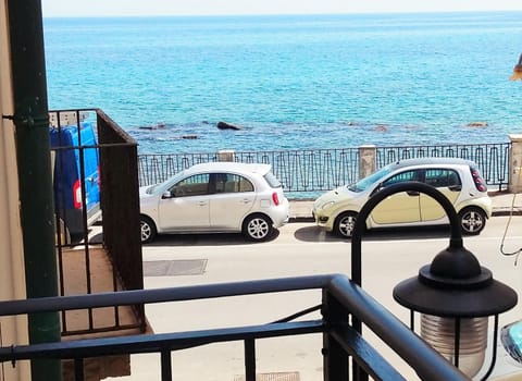 Balcony/Terrace, Sea view, Parking