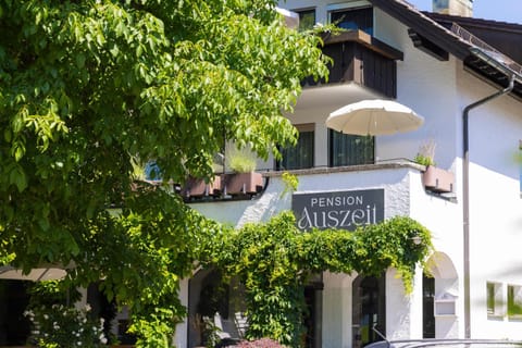 Pension Auszeit Bed and Breakfast in Langenargen