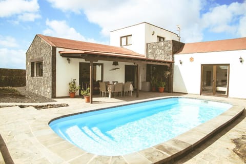 Property building, Pool view, Swimming pool