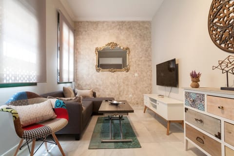 Communal lounge/ TV room, Living room