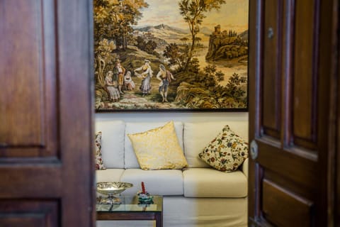 Living room, Seating area, Internal: Not applicable to any particular room