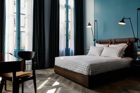 Bed, Bedroom