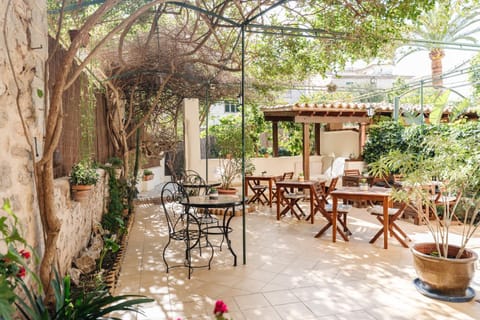 Garden, Garden view