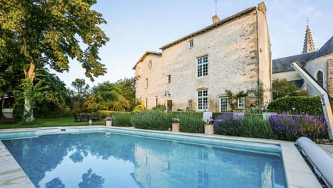 Property building, Day, Garden, Garden view, Pool view, Swimming pool