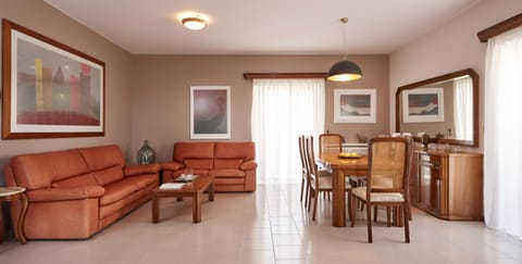 Living room, Seating area, Dining area, City view