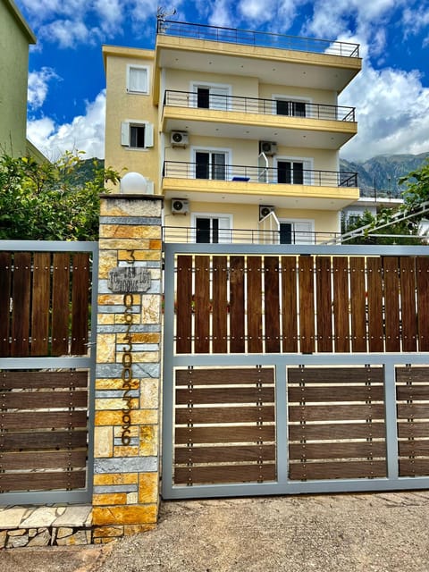 J&B Rooms Dhermi Bed and Breakfast in Vlorë County, Albania