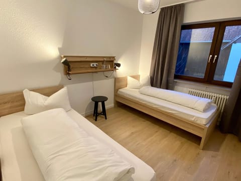 Landgasthaus Löwen mit Gästehaus Bed and Breakfast in Freiburg