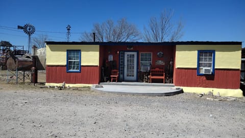 Property building, Day