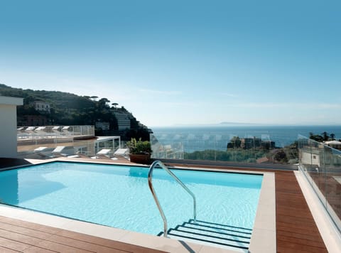 Balcony/Terrace, Pool view, Swimming pool